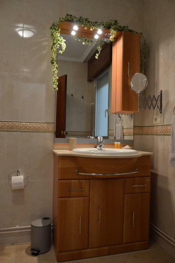 Piso Da Empegada Apartman Arzúa Kültér fotó