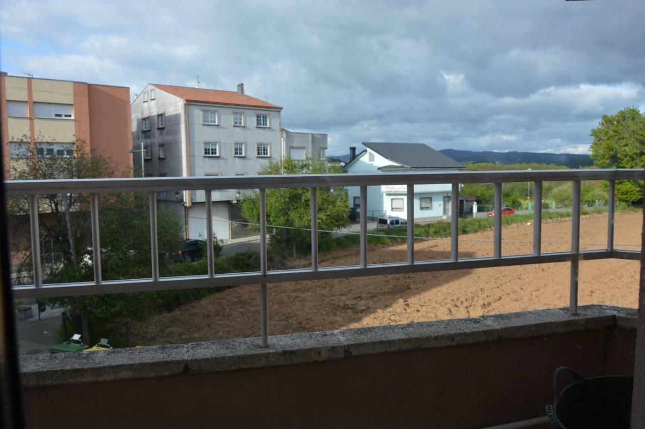 Piso Da Empegada Apartman Arzúa Kültér fotó