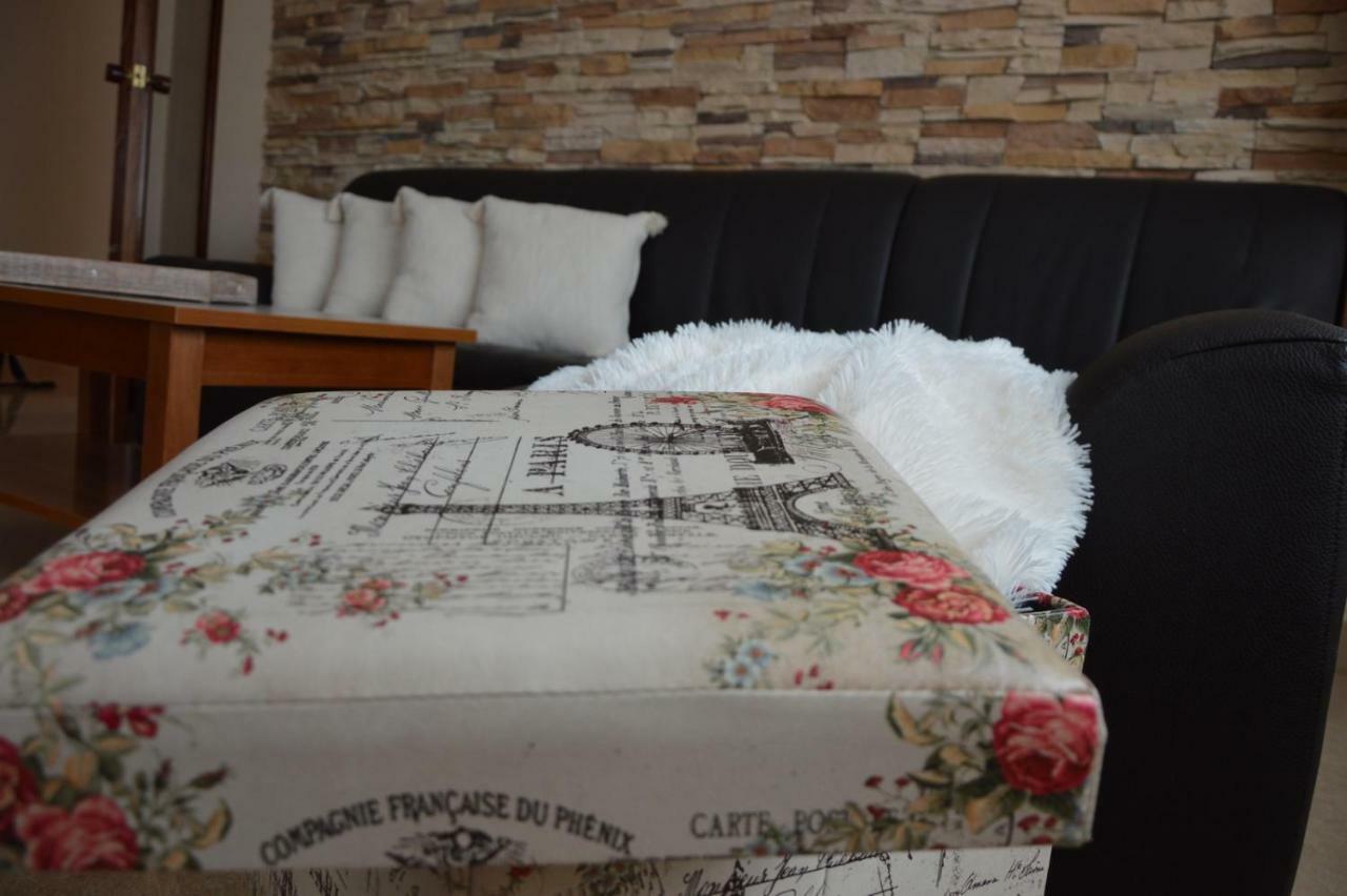 Piso Da Empegada Apartman Arzúa Kültér fotó